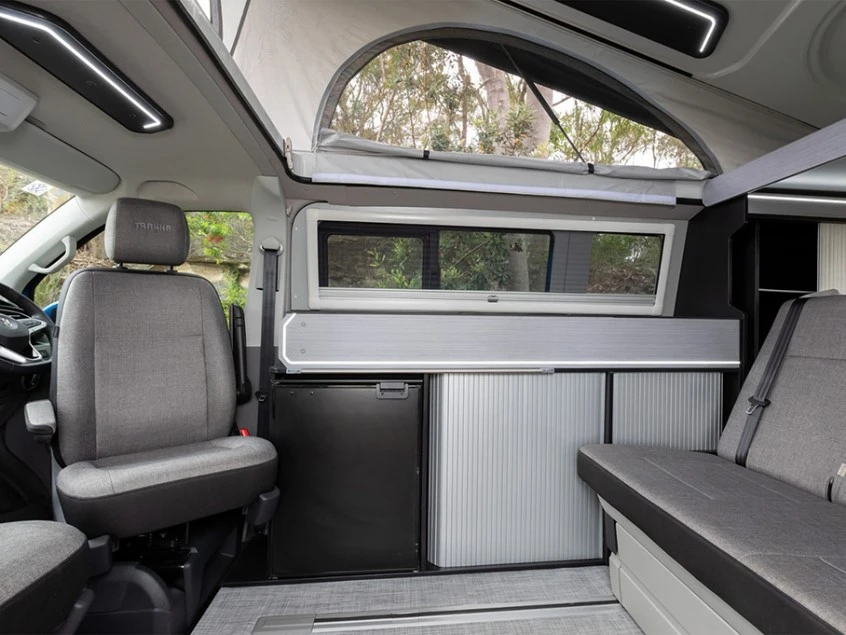 LUXURY CAR
