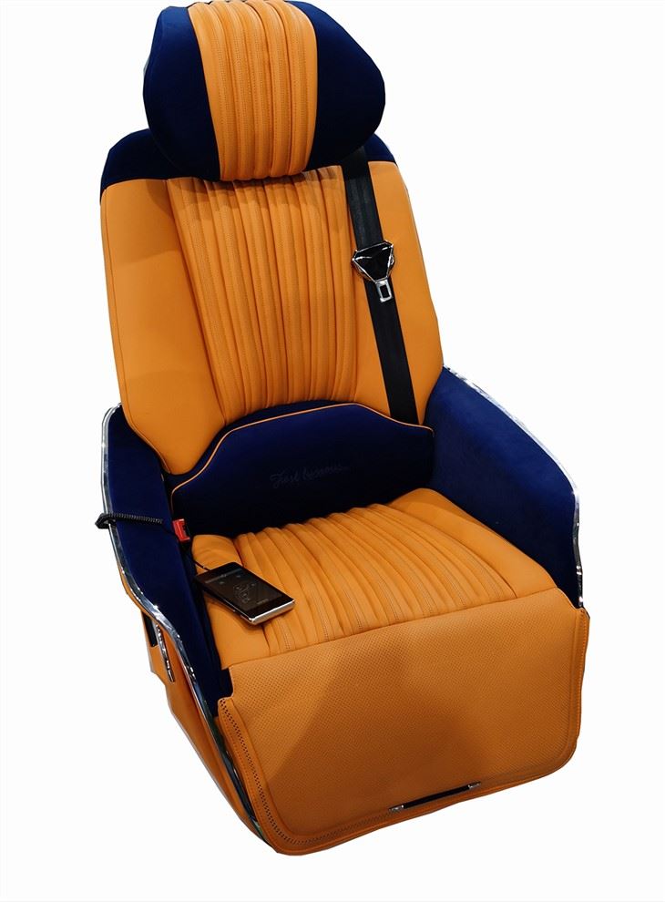 Luxe Custom Van Passagiers Kapiteinsstoelen