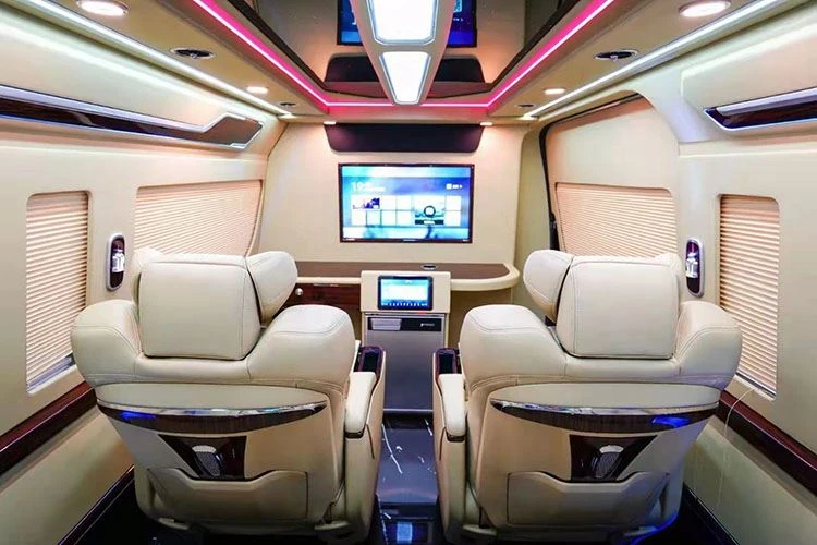 Toyota Hiace gemodificeerd bedrijfsvoertuig