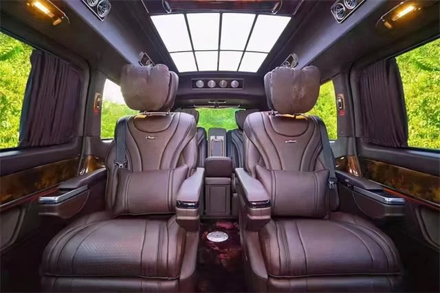 Mercedes-Benz V260L Top Custom Luxe bedrijfsvoertuig met zeven zitplaatsen, K...