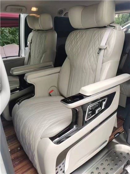 Zetels Voor Een Bestelwagen