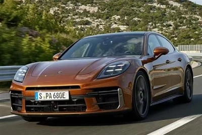 Nieuwe officiële kaartblootstelling van Porsche Panamera