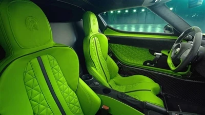 Pogea past gekke Alfa Romeo 4C 'Centurion 007' aan